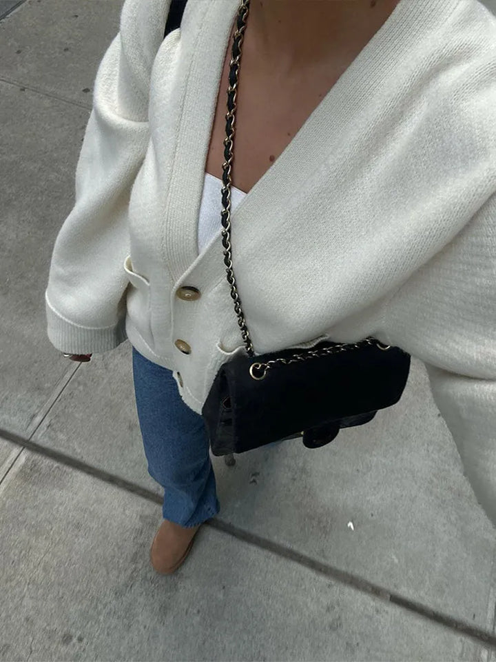 Mia - Classic Cardigan